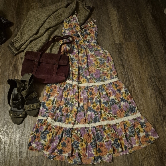 Fall Is In The Air! New Items Added Daily - Picture 5 of 9